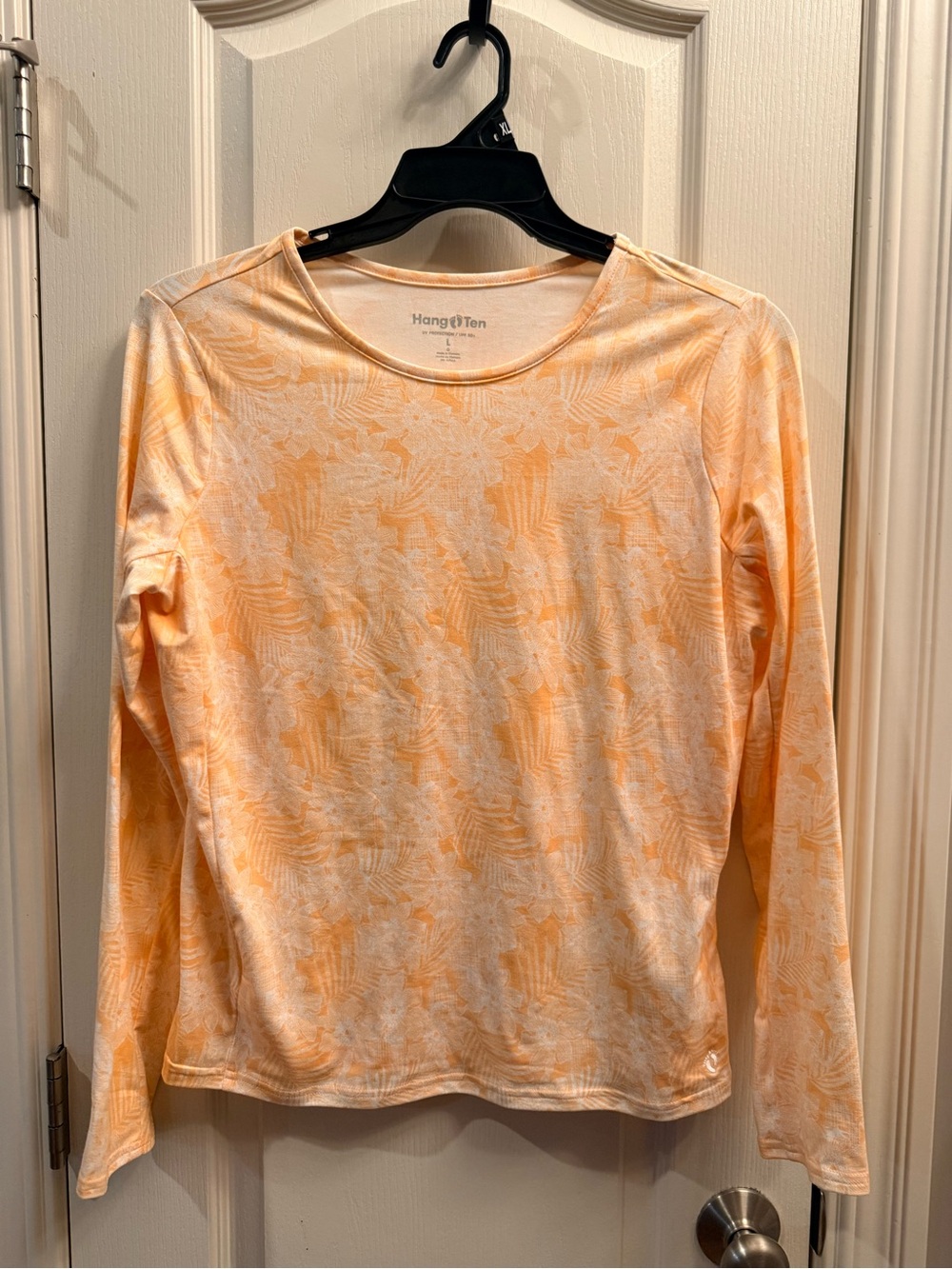 Hang Ten Women's Long Sleeve Crew Neck Top. Size Large